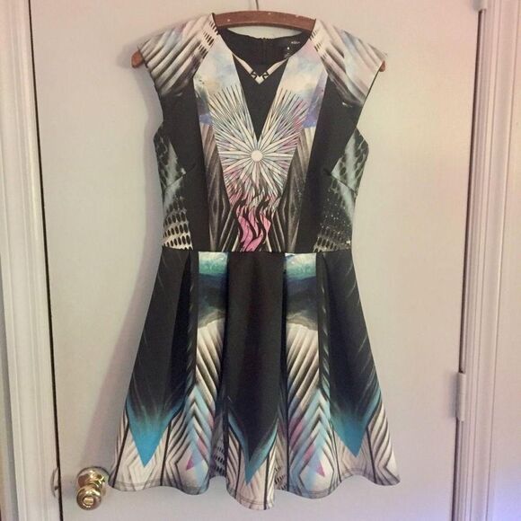 Aqua by Bloomingdale’s Dress - Picture 3 of 8